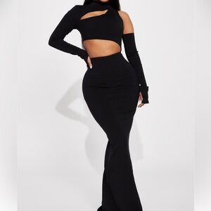 Fashion Nova Black Pencil Skirt